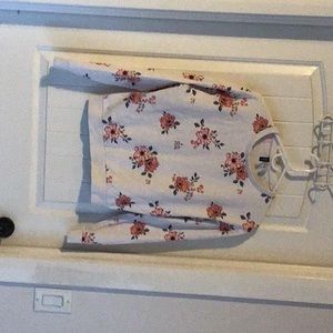 Floral pullover